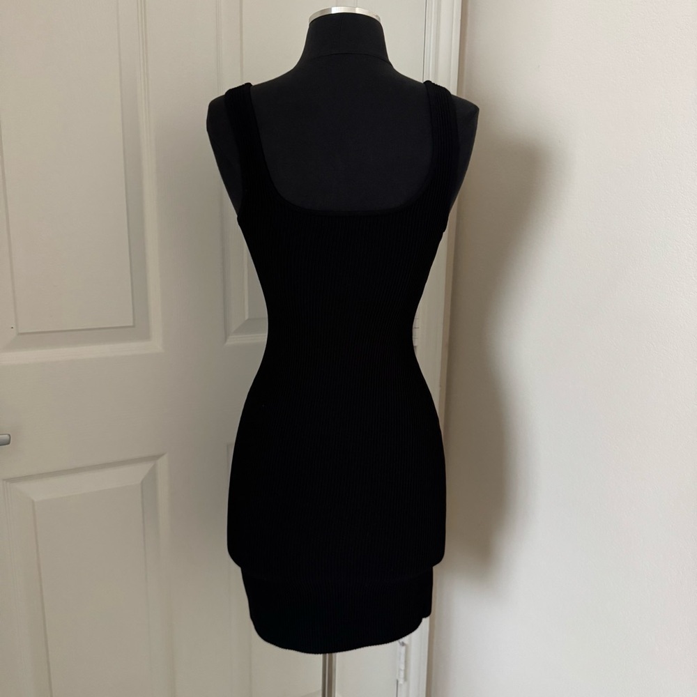 Aritzia Babaton Sculpt Knit Ribbed Black Dress Size XS - Picture 6 of 10